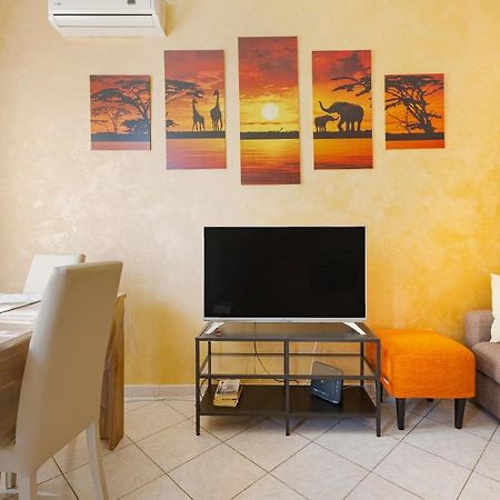 Udine M2 Balcony Apt Apartment มิลาน ภายนอก รูปภาพ