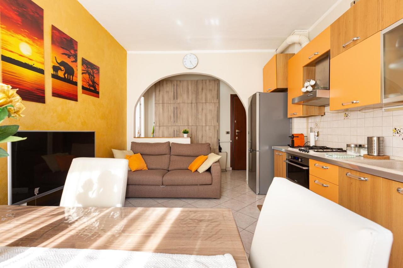 Udine M2 Balcony Apt Apartment มิลาน ภายนอก รูปภาพ