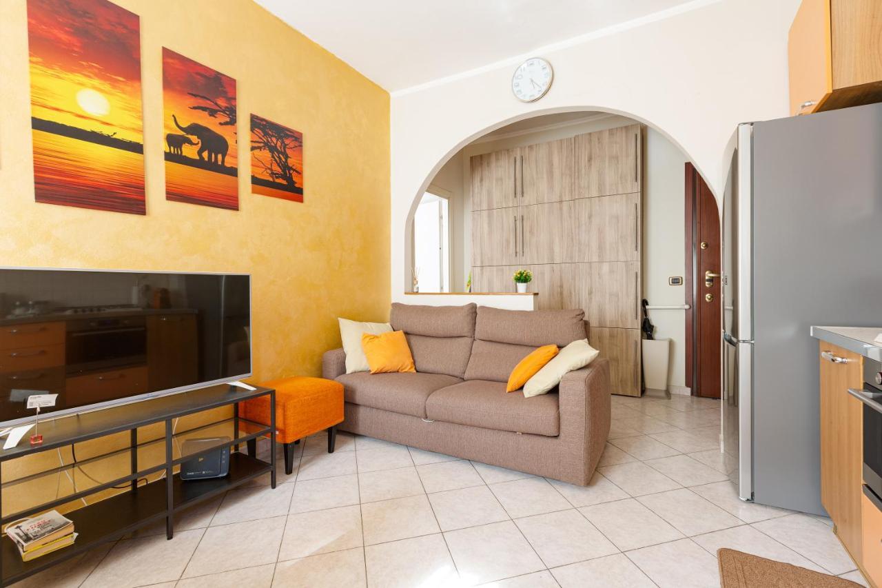 Udine M2 Balcony Apt Apartment มิลาน ภายนอก รูปภาพ