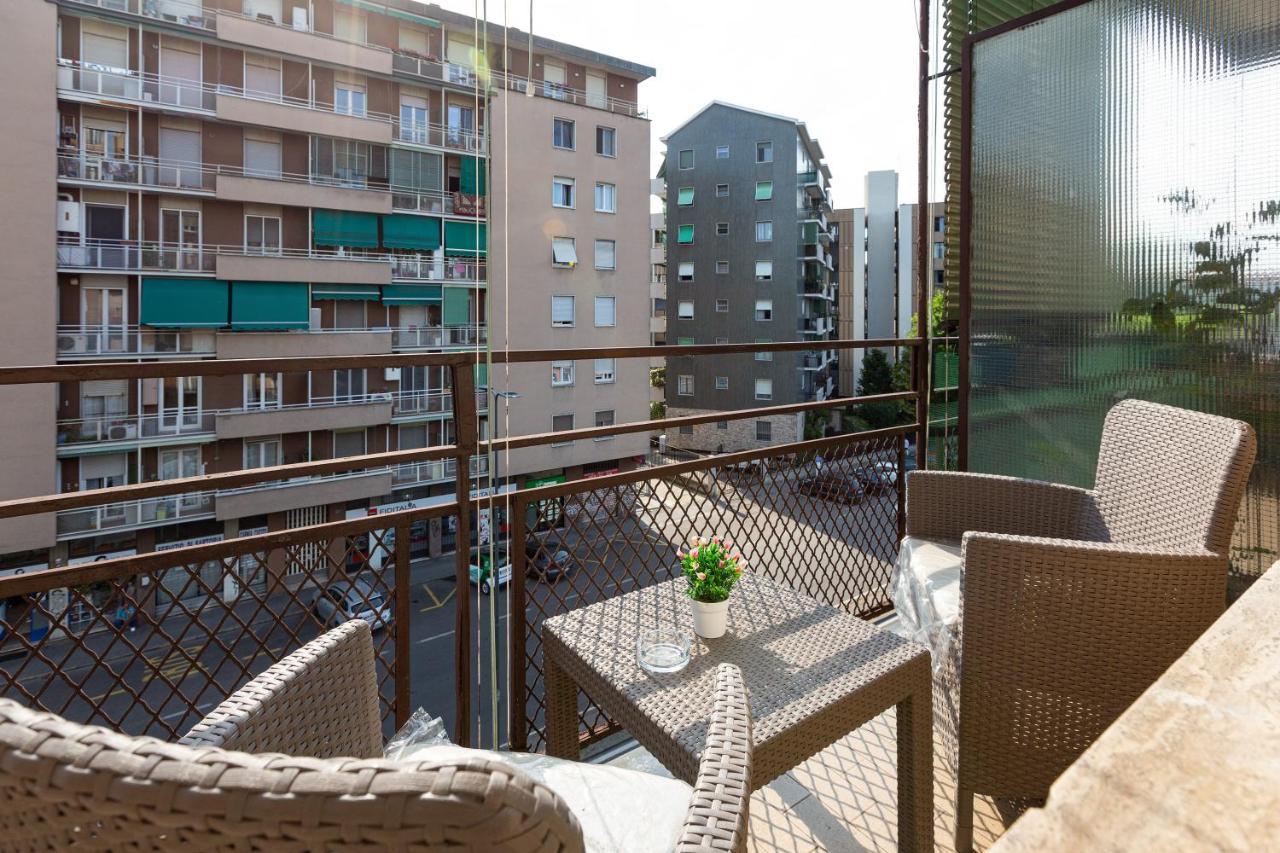 Udine M2 Balcony Apt Apartment มิลาน ภายนอก รูปภาพ